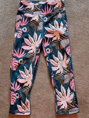 Senita Athletics GIRLS Pink and Teal Tropical Print Capris